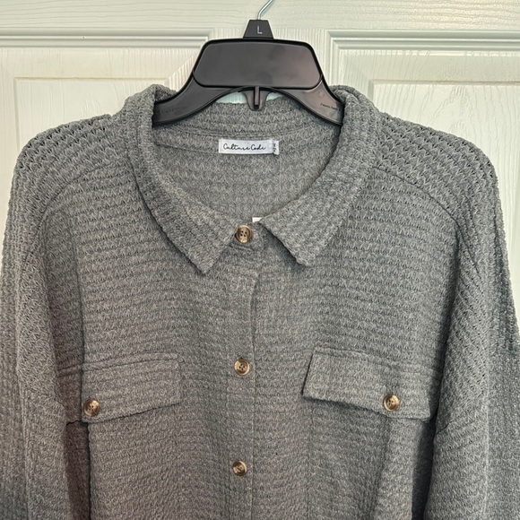 NWT Culture Code Gray Button Down Shirt - Picture 2 of 9